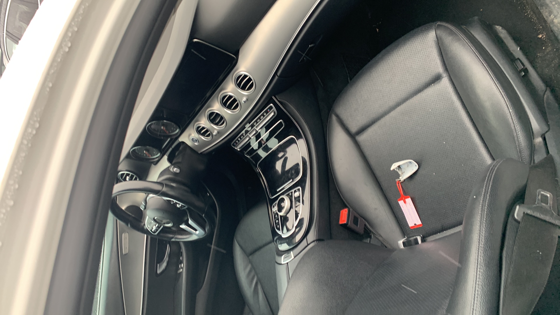 Mercedes-Benz E седан