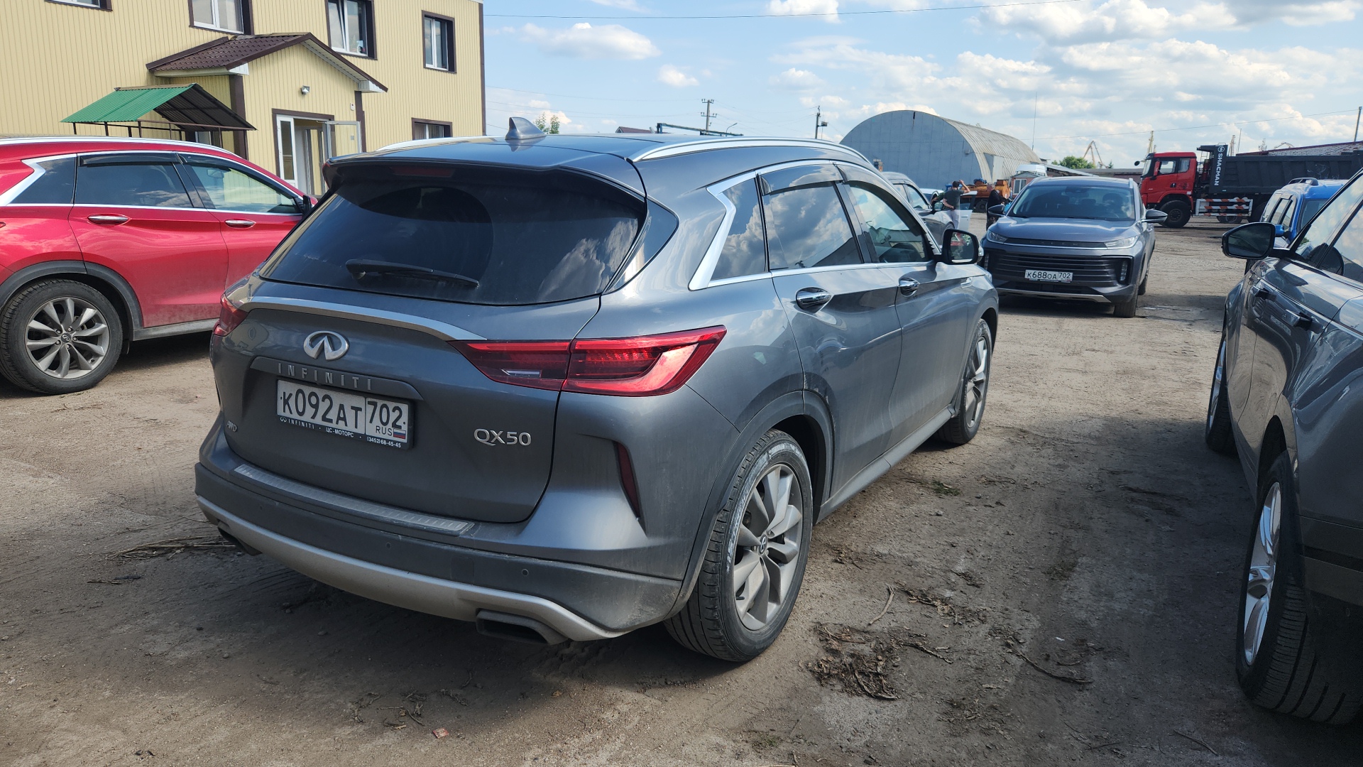 INFINITI QX50