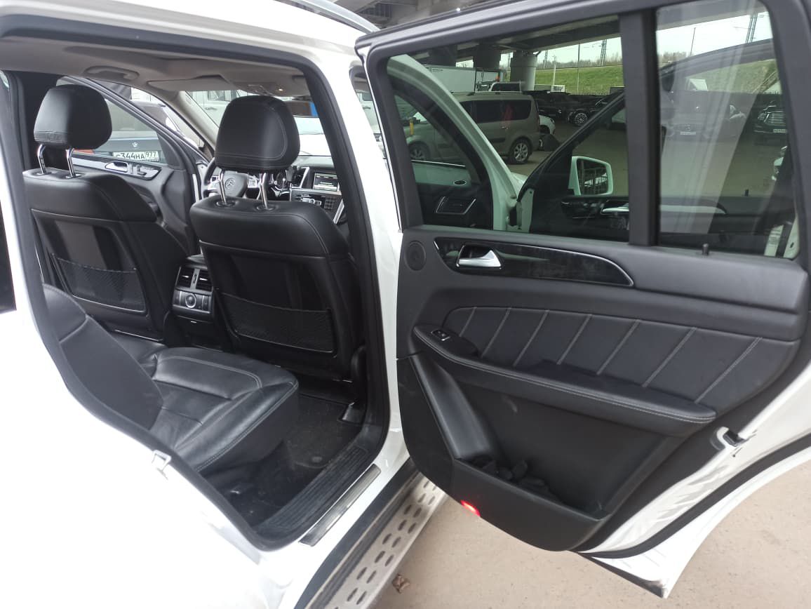 Mercedes-Benz GL-CLASS