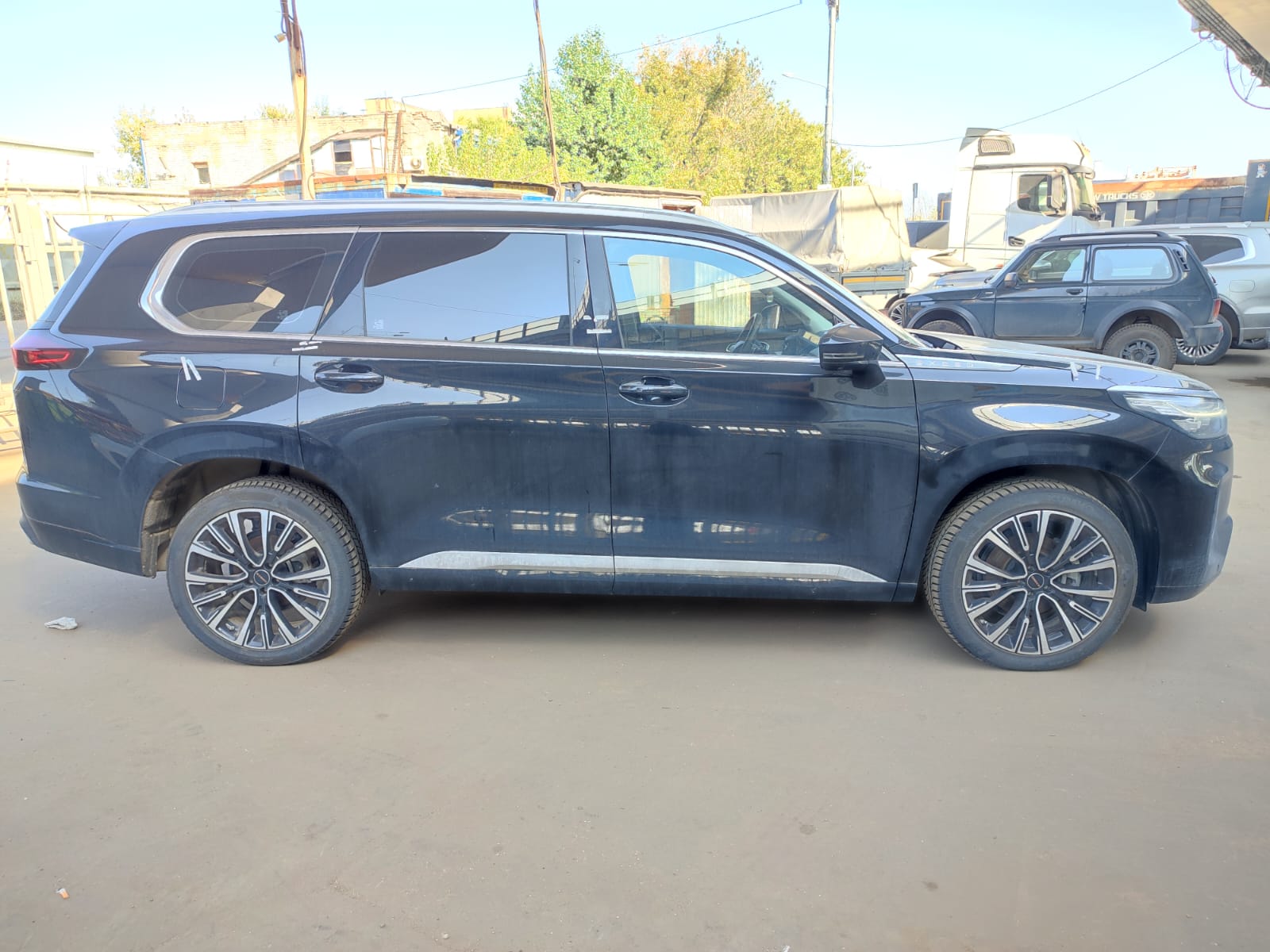 EXEED VX - фото 3