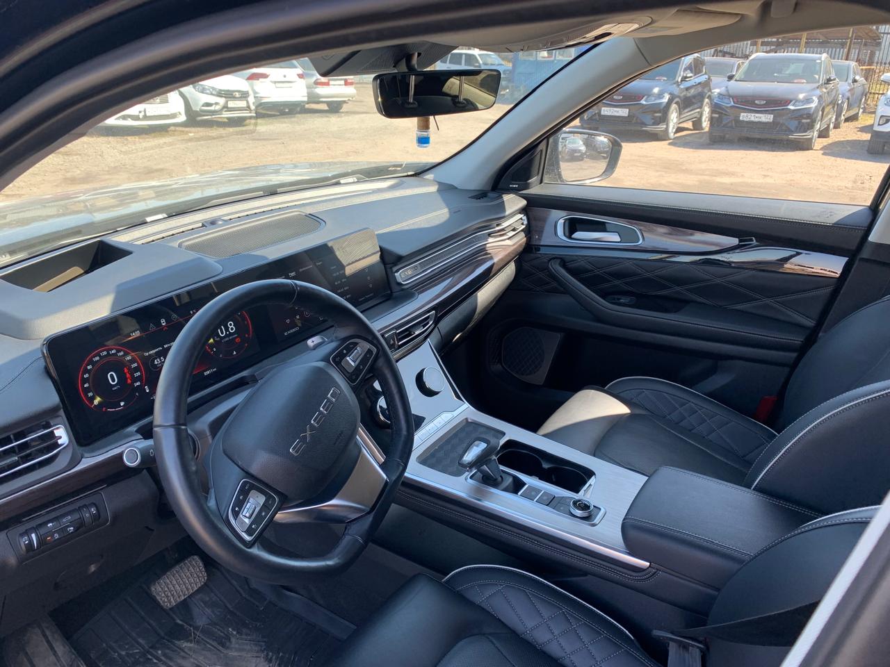 EXEED VX - фото 4