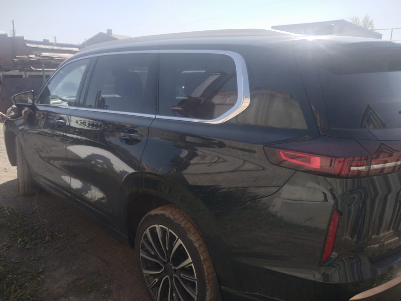 EXEED VX - фото 3