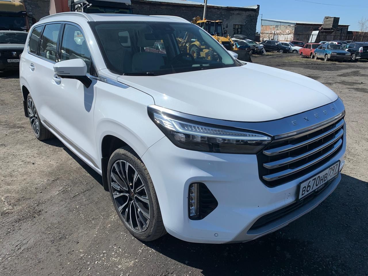 EXEED VX - фото 5