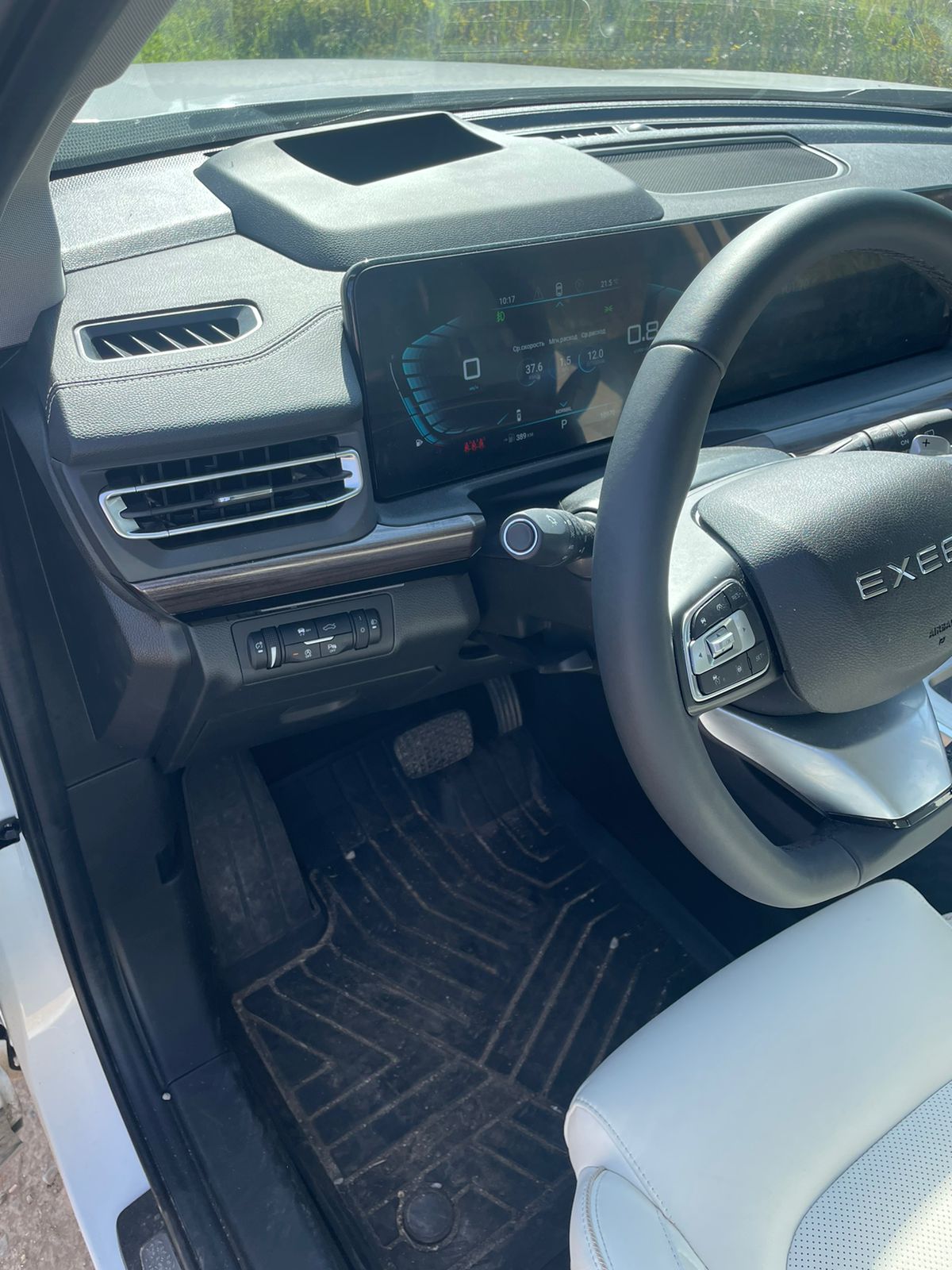 EXEED VX - фото 4