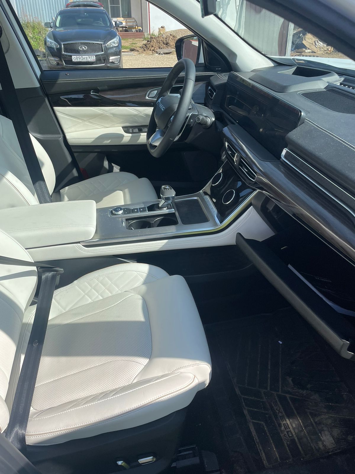 EXEED VX - фото 5