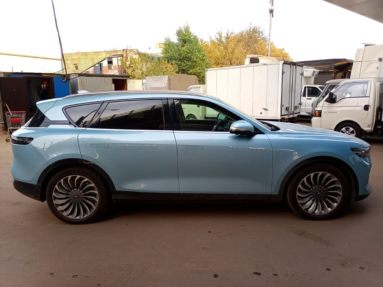 VOYAH Free - фото 2