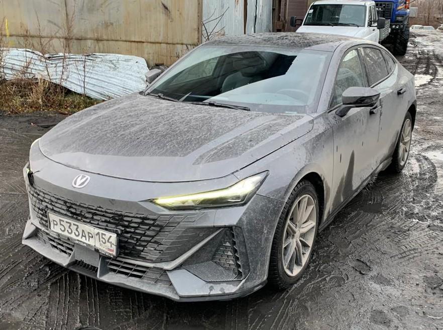 Changan UNI-V - фото 3