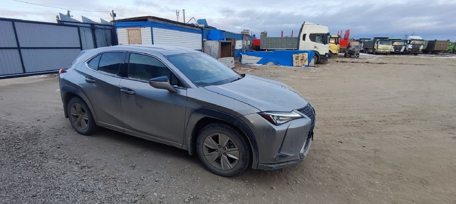 Lexus UX200