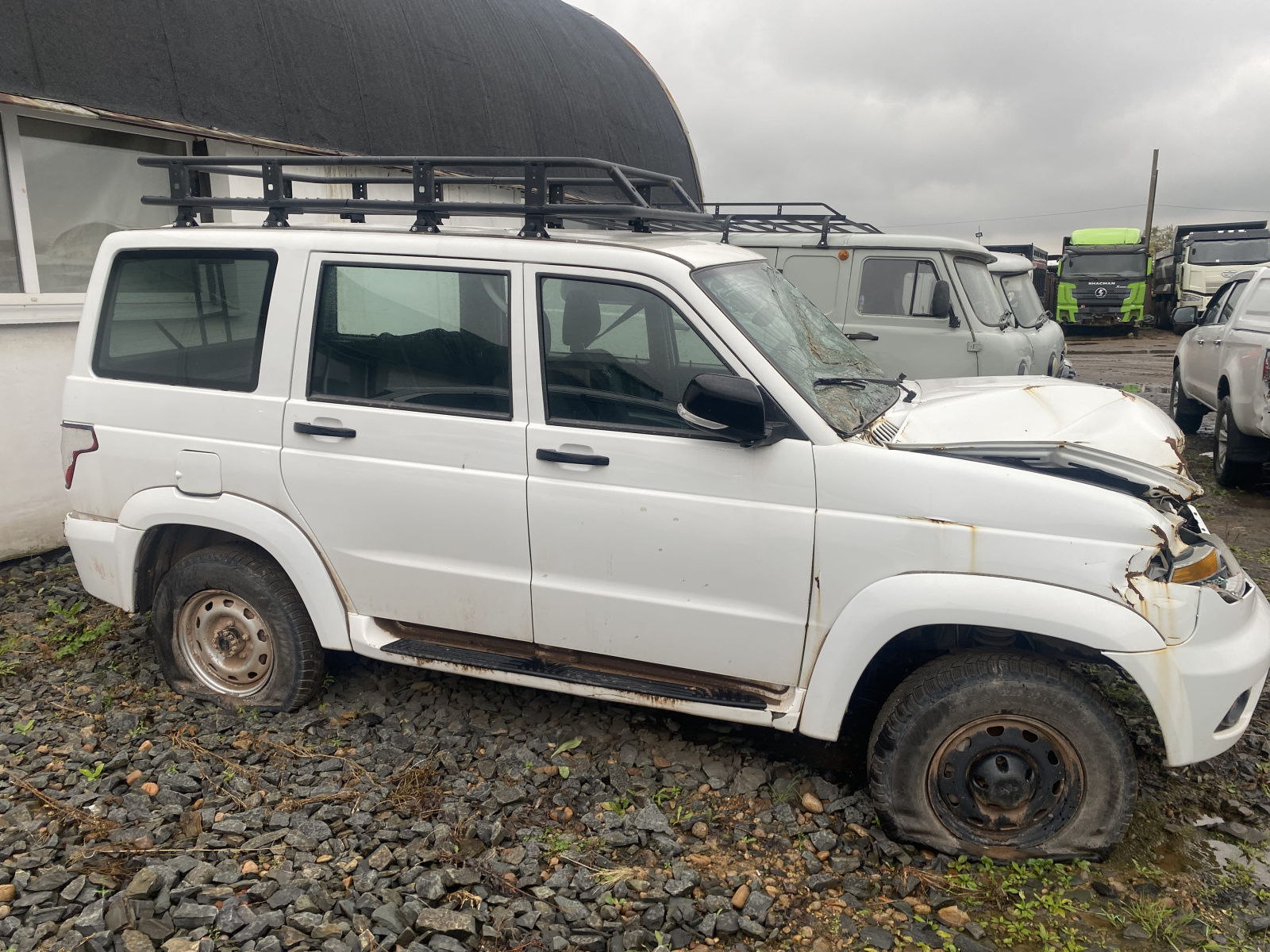 UAZ PATRIOT - фото 4