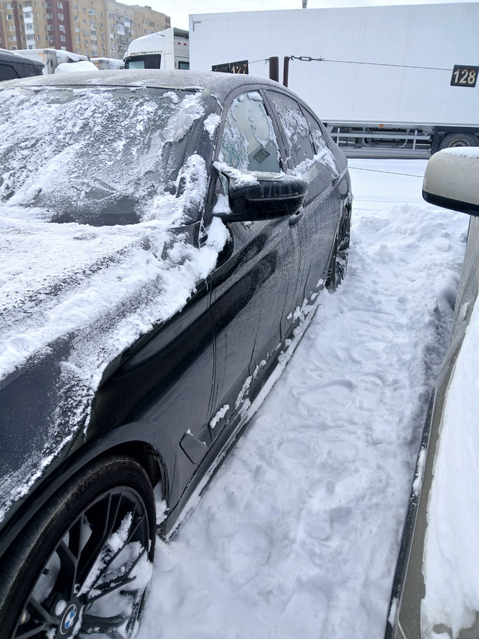 BMW 5-SERIES - фото 3