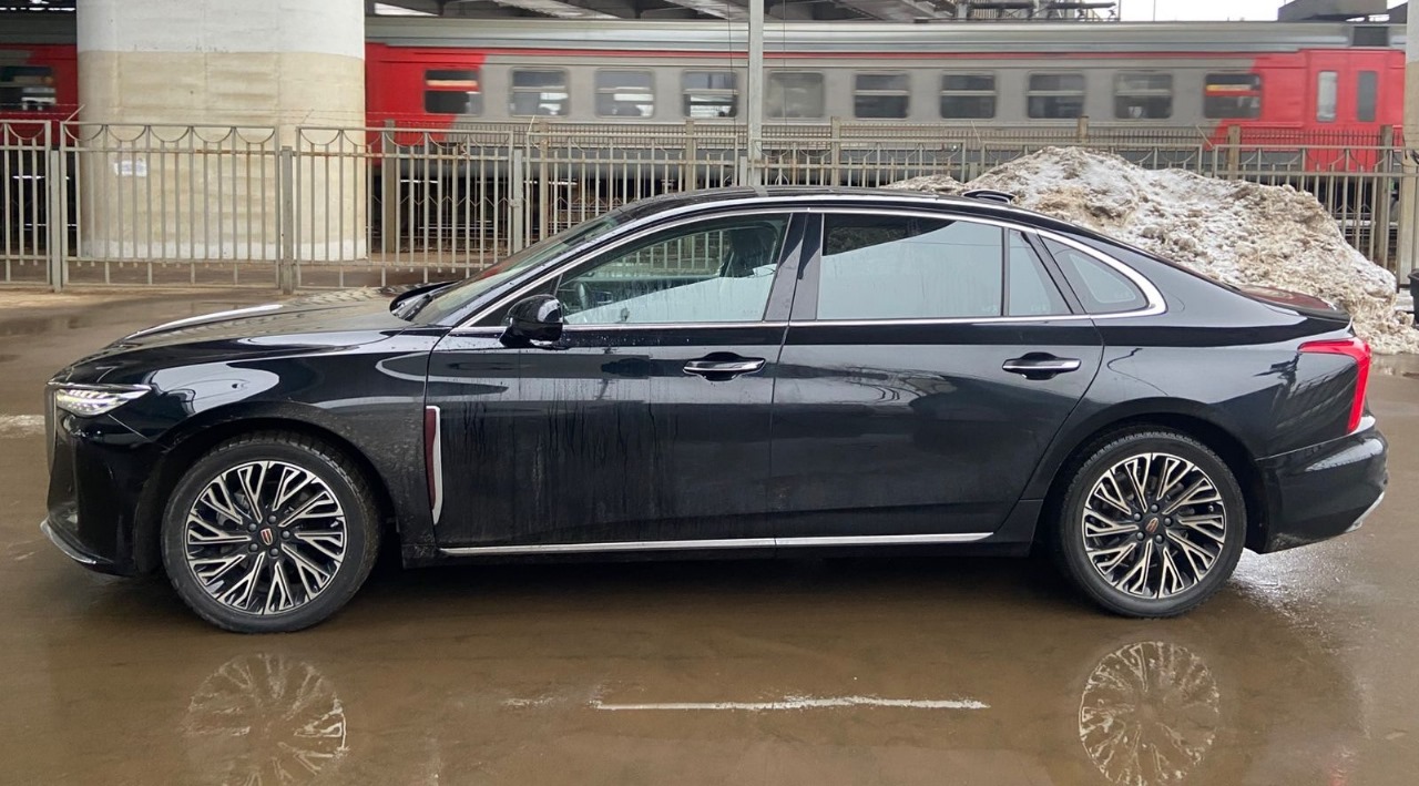 HONGQI H5 - фото 3