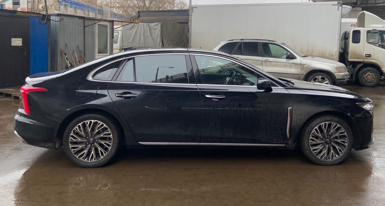 HONGQI H5 - фото 4