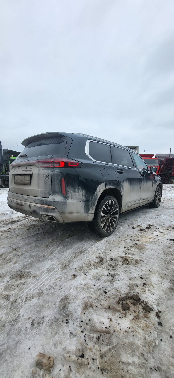 EXEED VX - фото 4