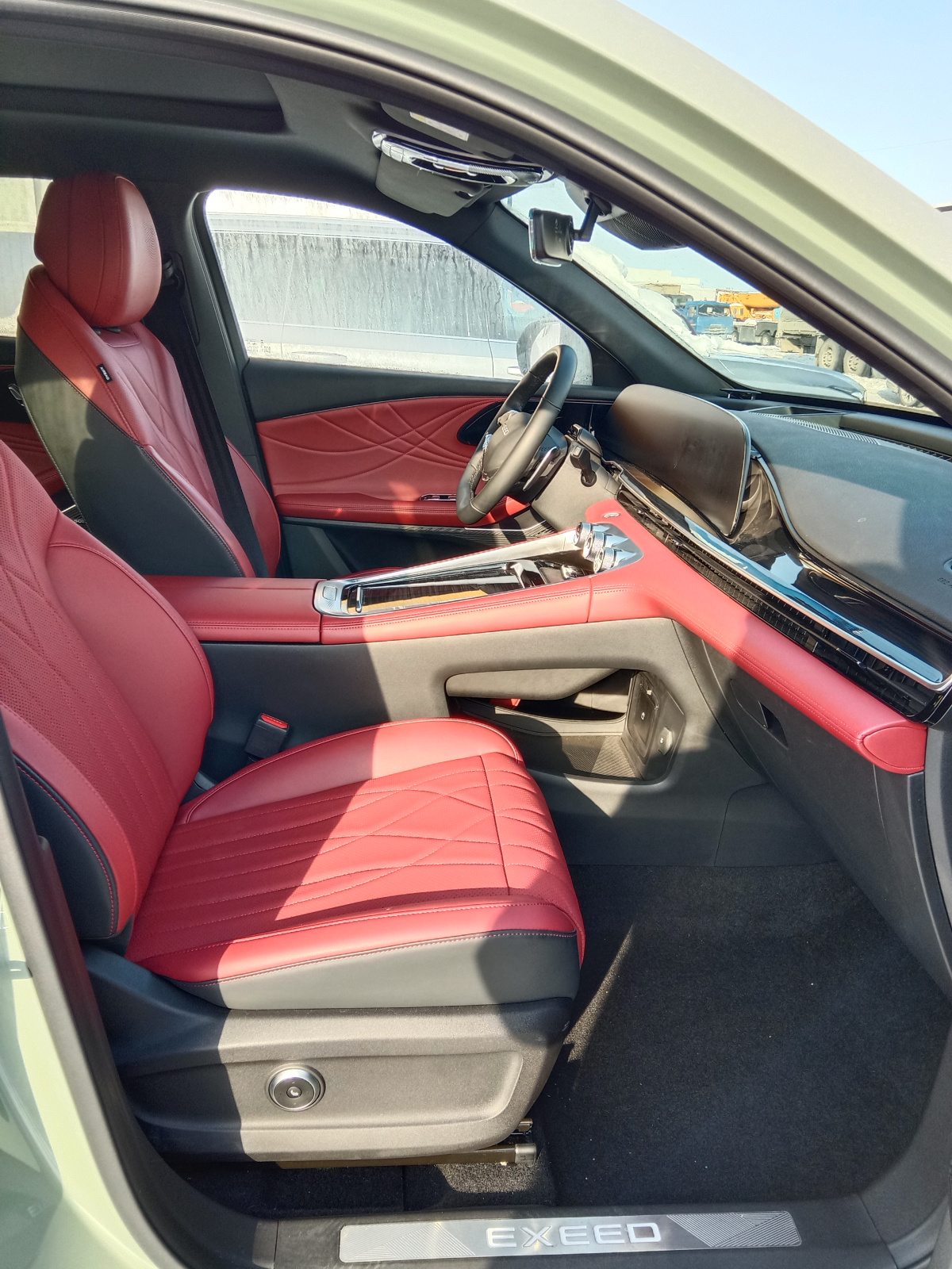 EXEED RX - фото 5