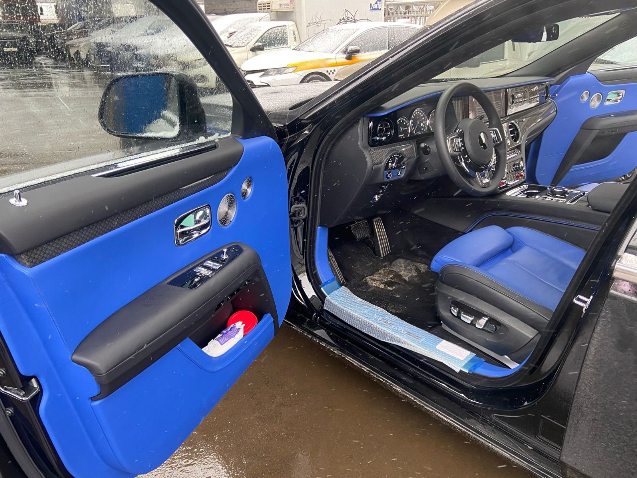 Rolls-Royce Ghost - фото 5