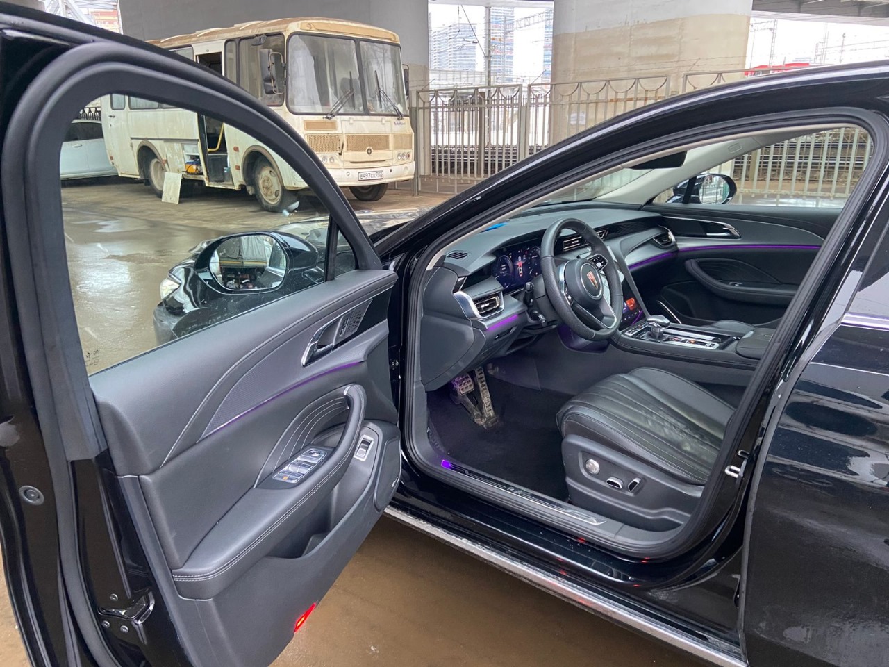 HONGQI H5 - фото 5