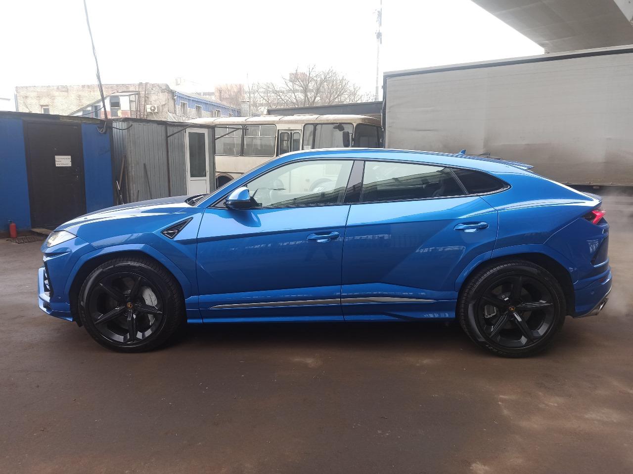 Lamborghini Urus - фото 3