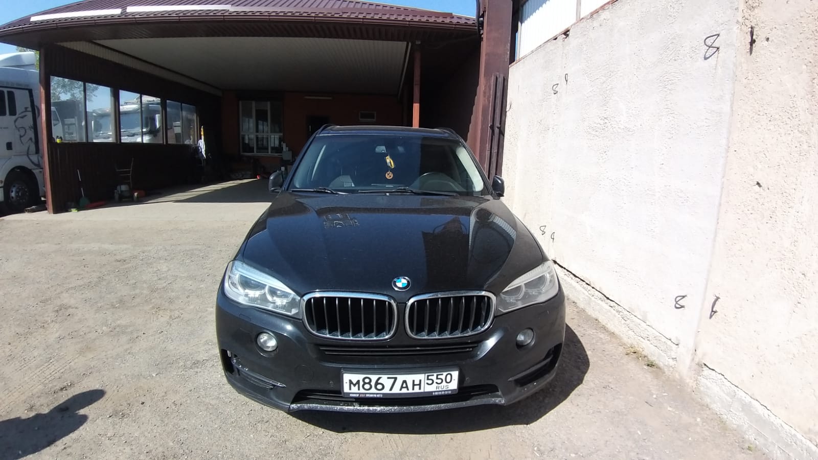 BMW X5 - фото 1
