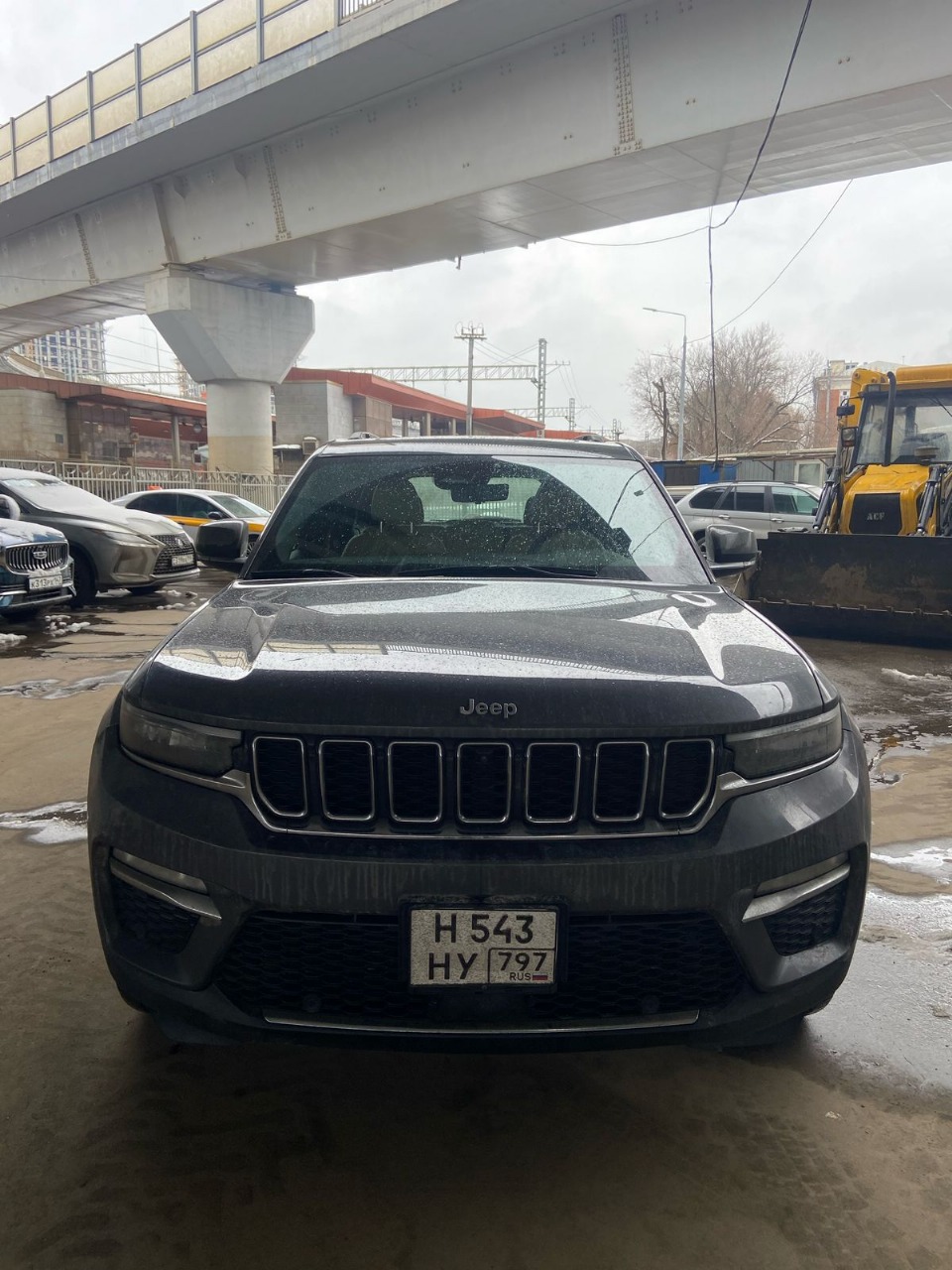 Jeep GRAND - фото 1