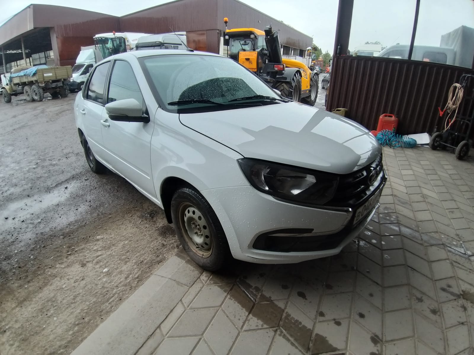 LADA GRANTA - фото 2