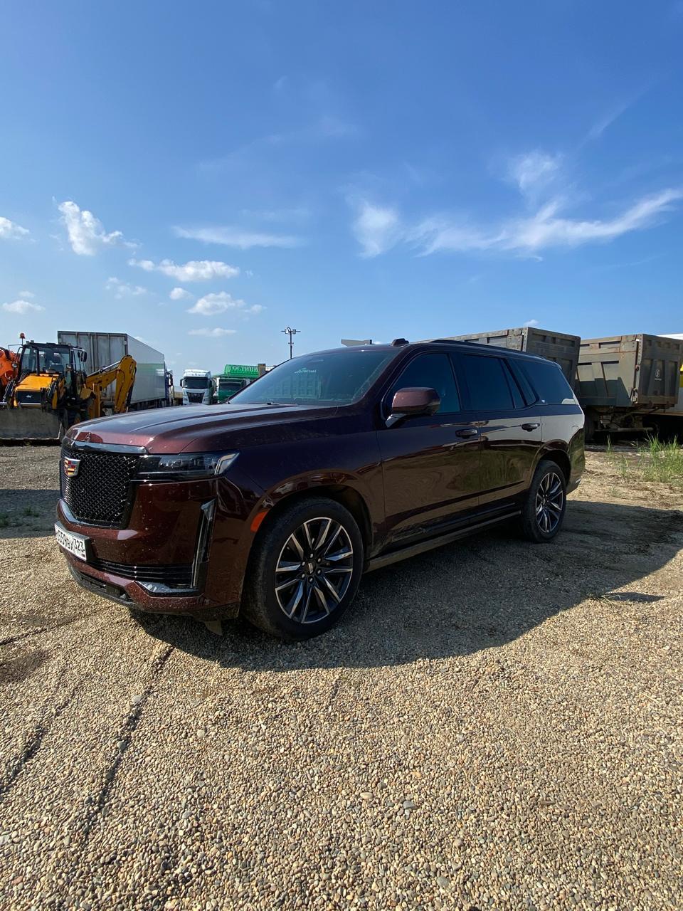 Cadillac ESCALADE - фото 2