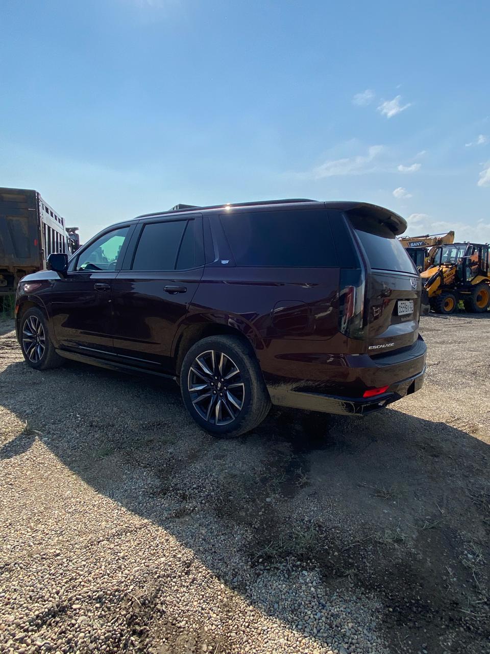 Cadillac ESCALADE - фото 5