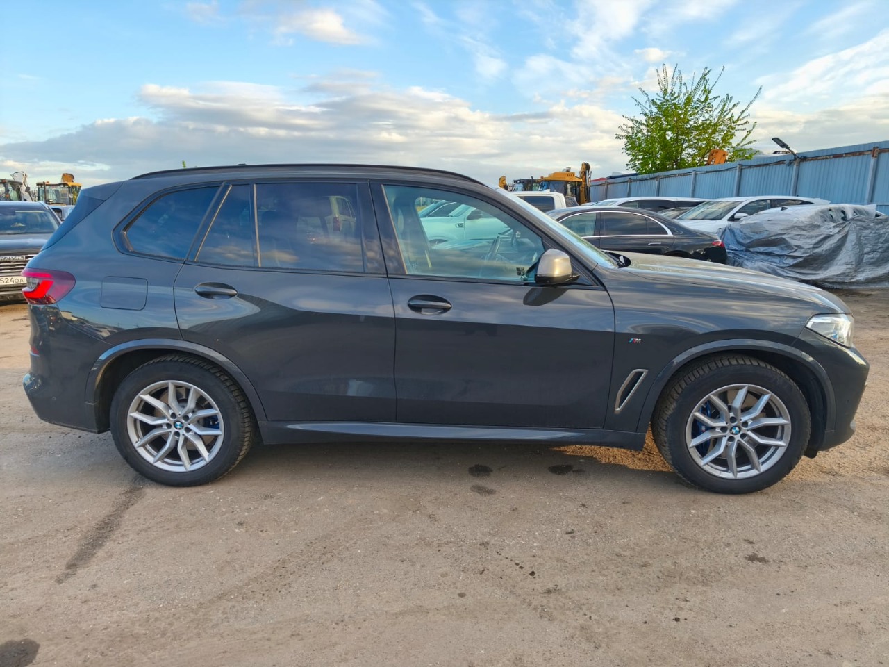 BMW X5 - фото 3