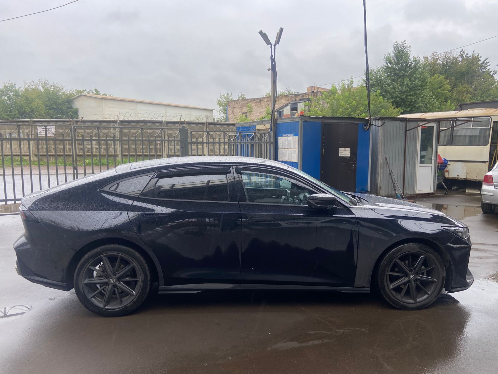 Changan UNI-V - фото 2