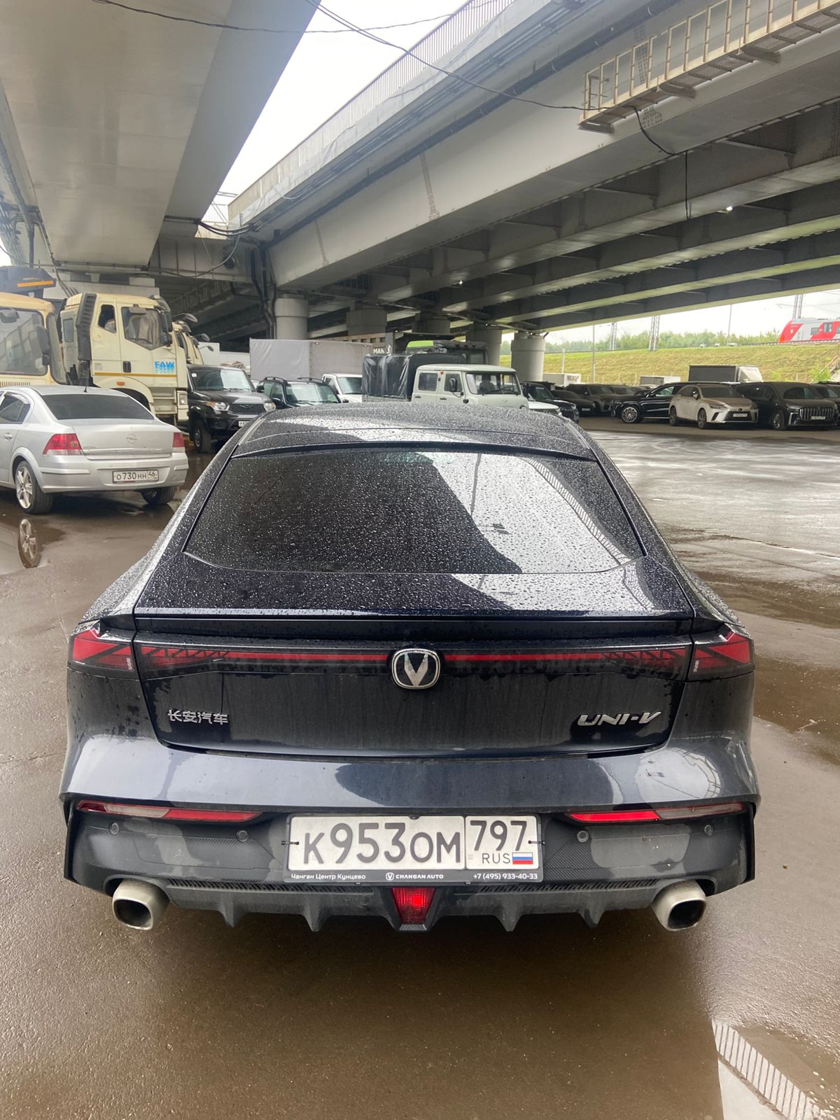 Changan UNI-V - фото 4
