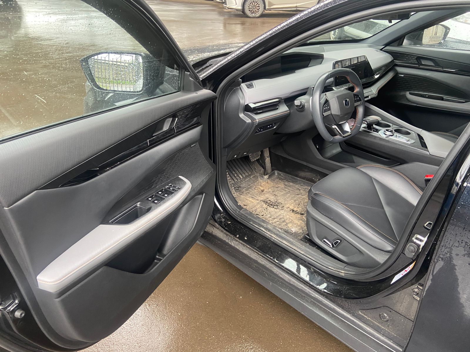 Changan UNI-V - фото 5