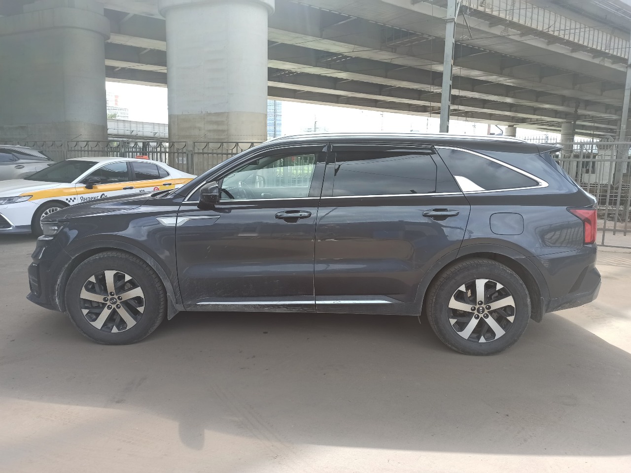 Kia SORENTO - фото 3