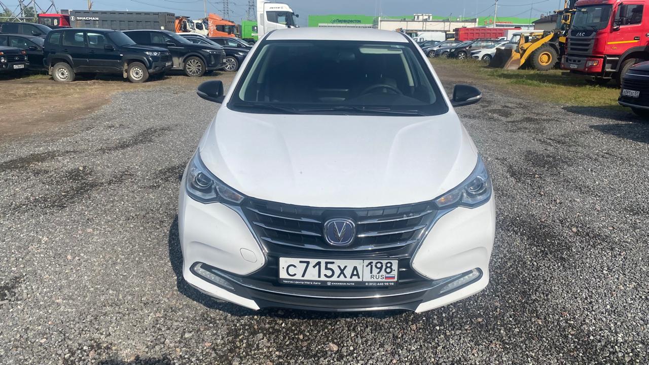 Changan Alsvin - фото 1