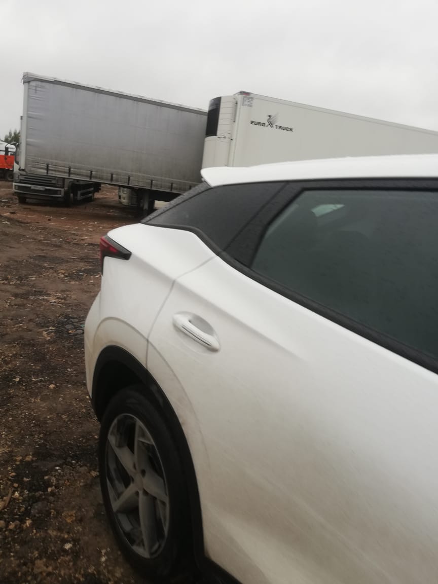 Omoda C5 - фото 3