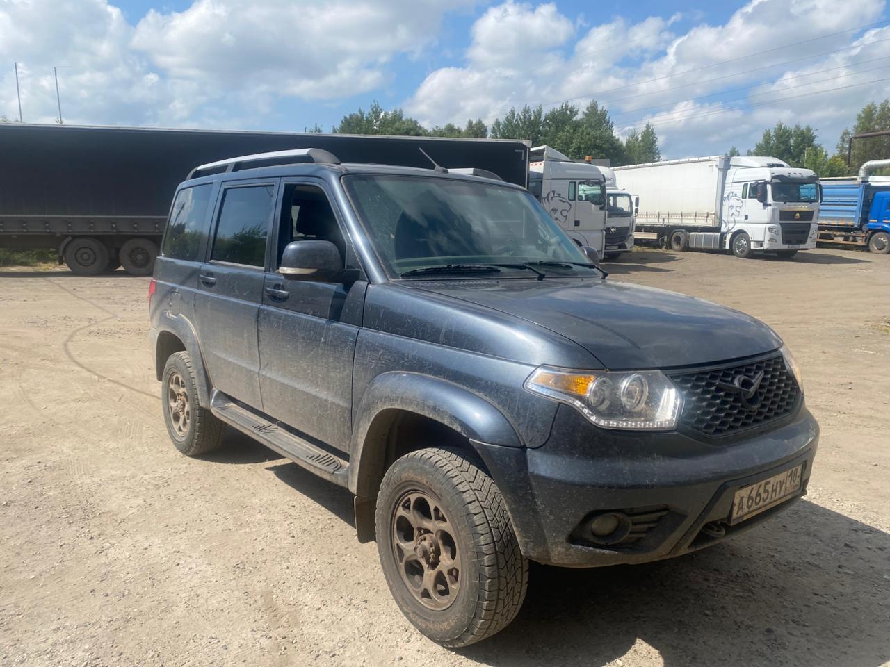 UAZ PATRIOT - фото 2