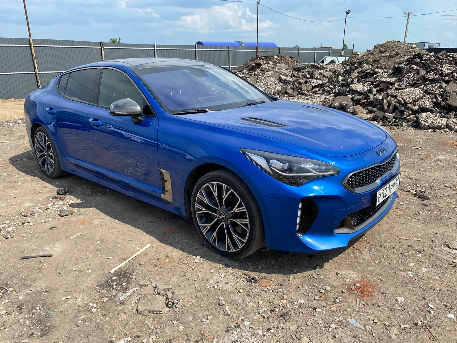 Kia Stinger - фото 2