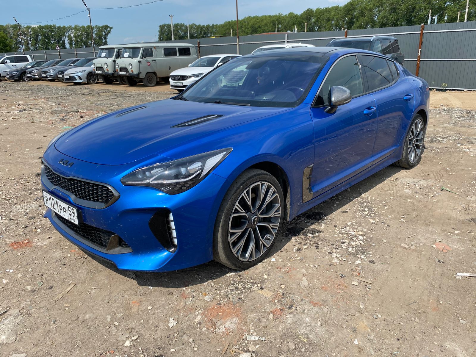 Kia Stinger - фото 3