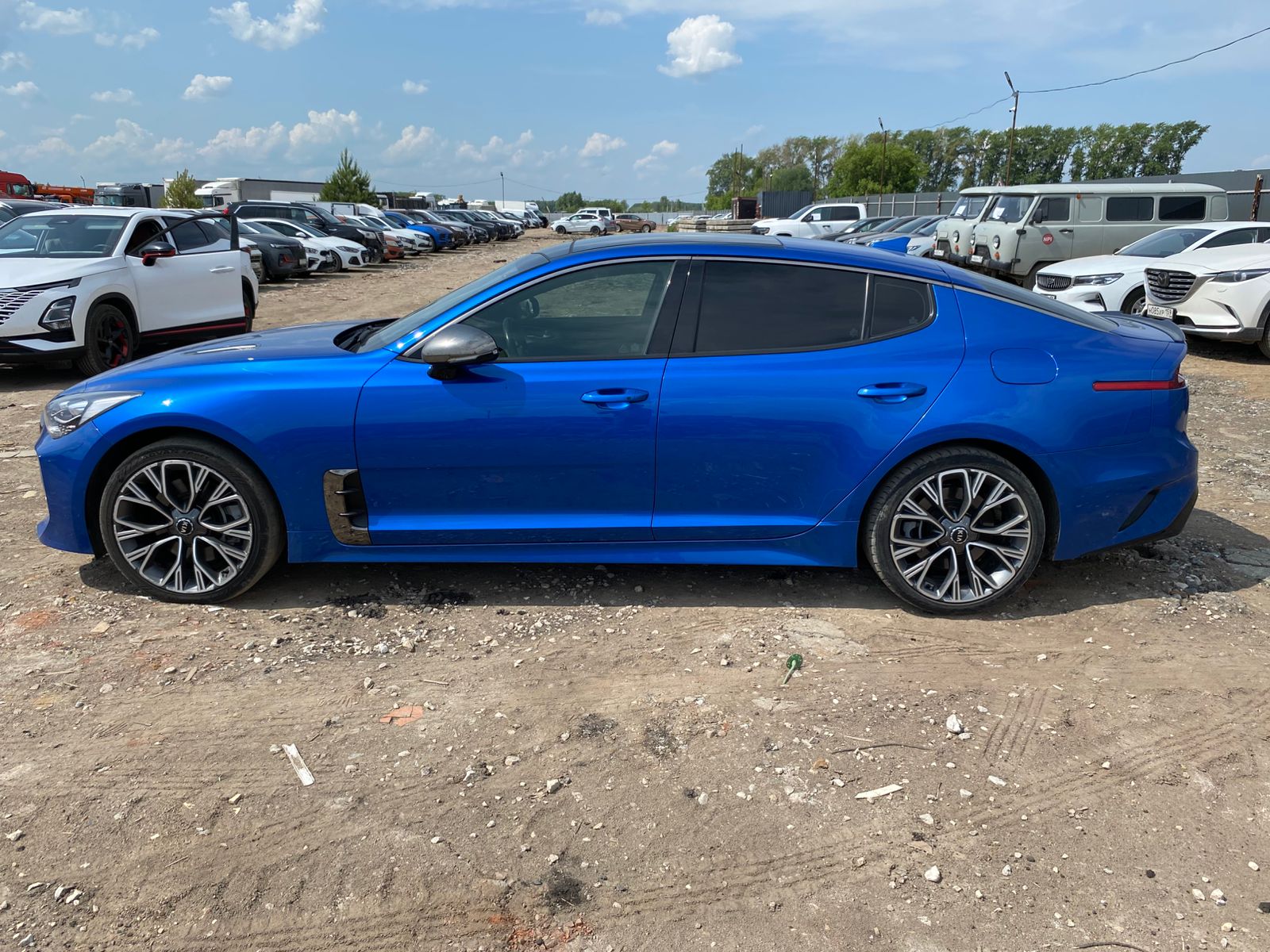 Kia Stinger - фото 5
