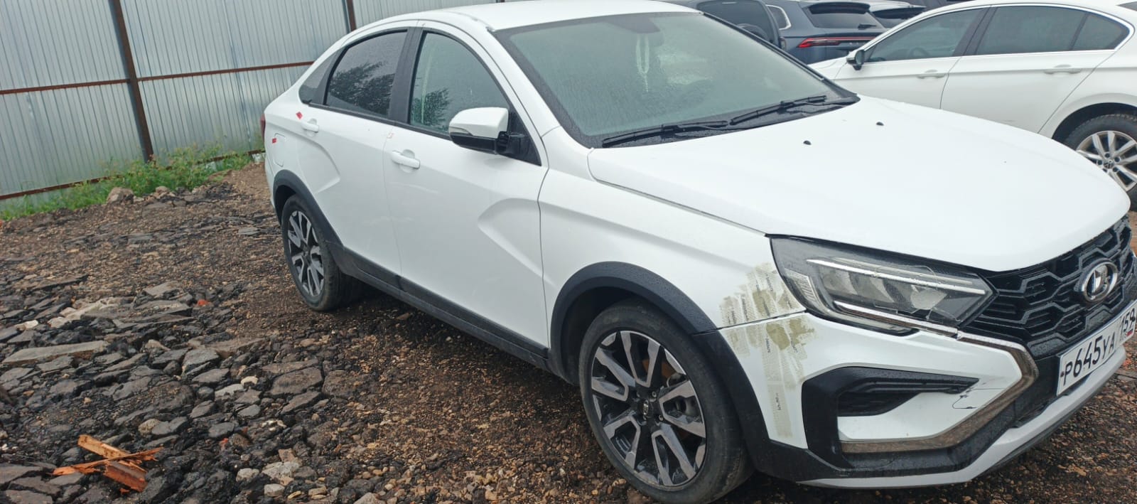 LADA VESTA Cross Life