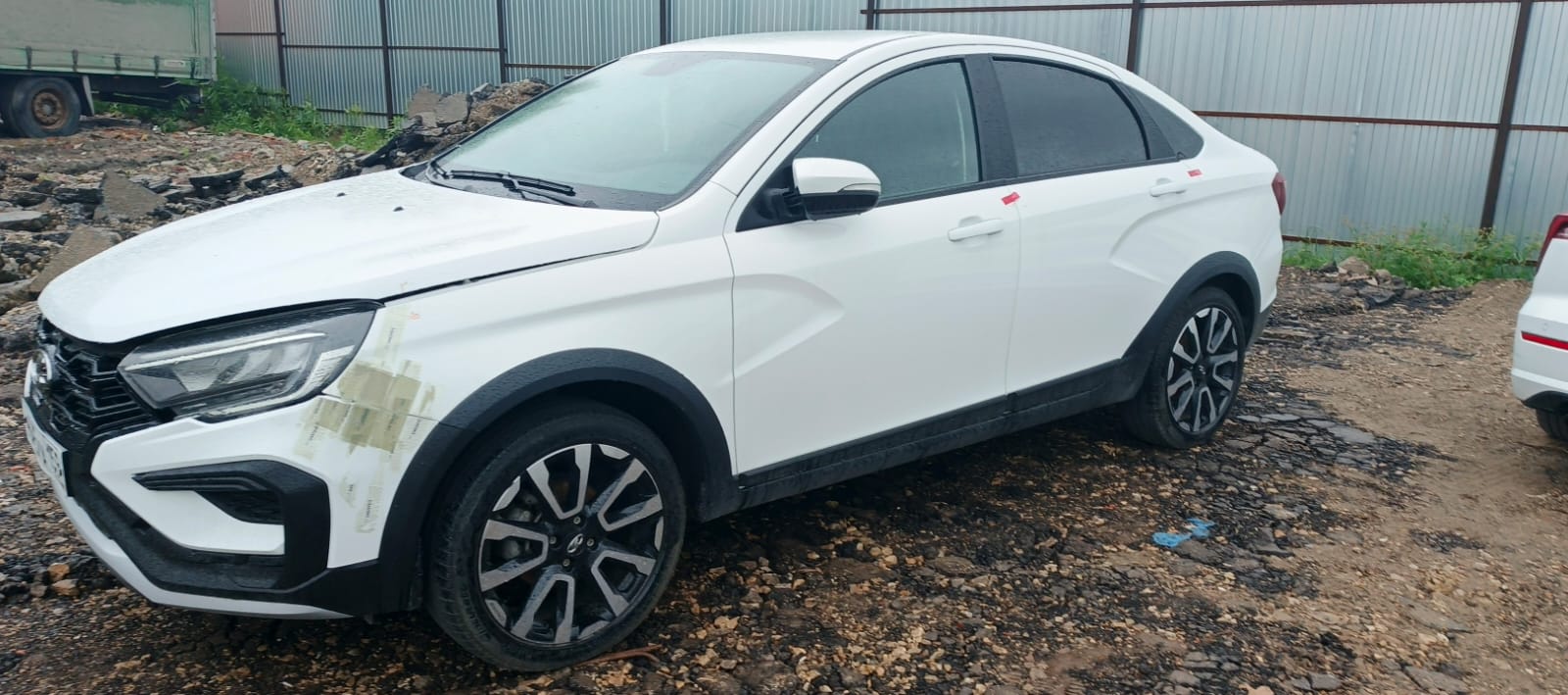 LADA VESTA Cross Life
