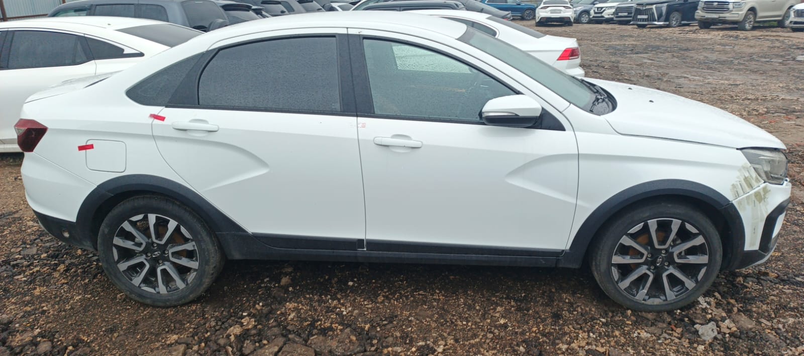 LADA VESTA Cross Life