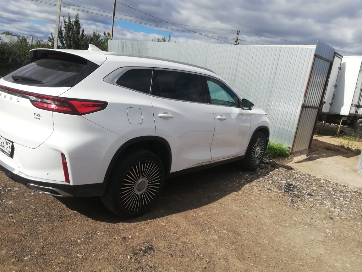 EXEED TXL - фото 3