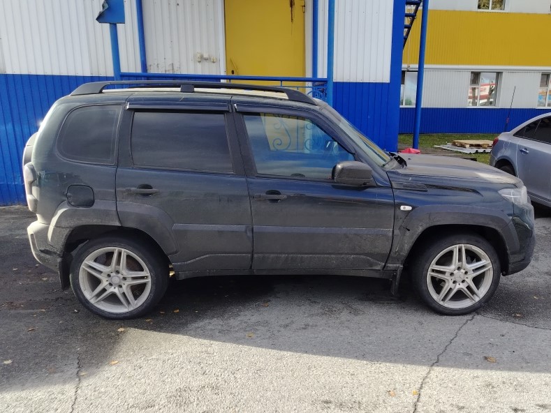 LADA Niva - фото 5