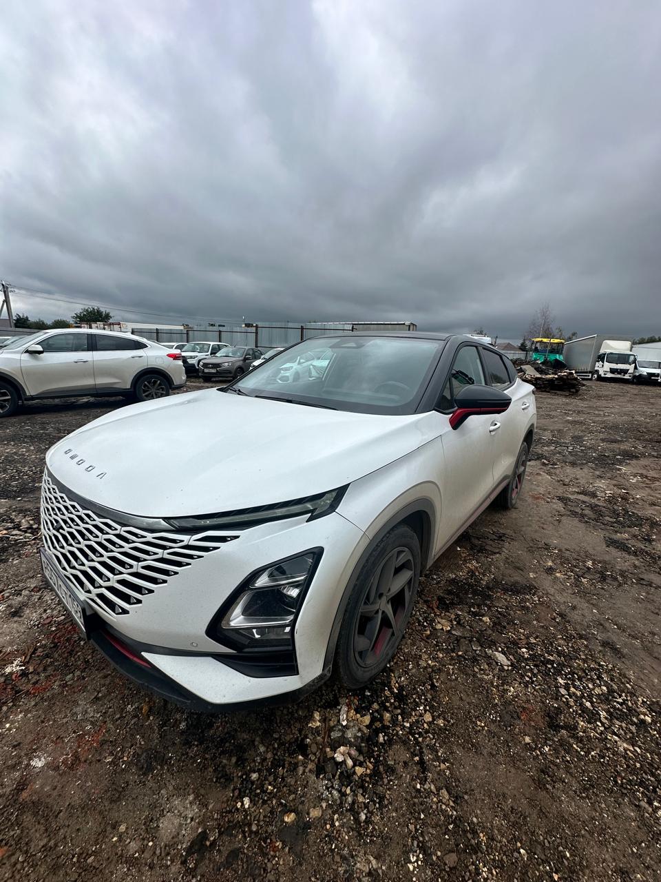 Omoda C5 - фото 2