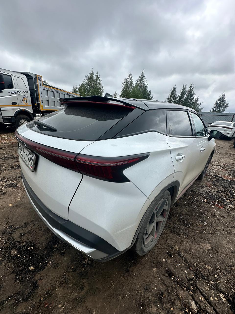 Omoda C5 - фото 4