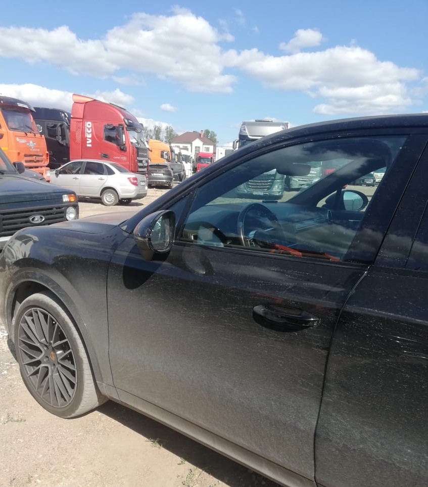 Porsche CAYENNE - фото 2