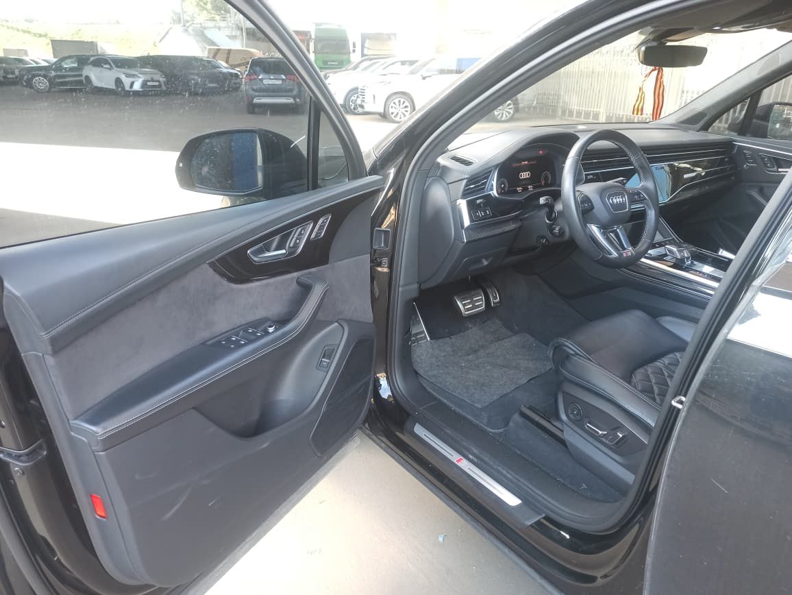 Audi Q7 - фото 5