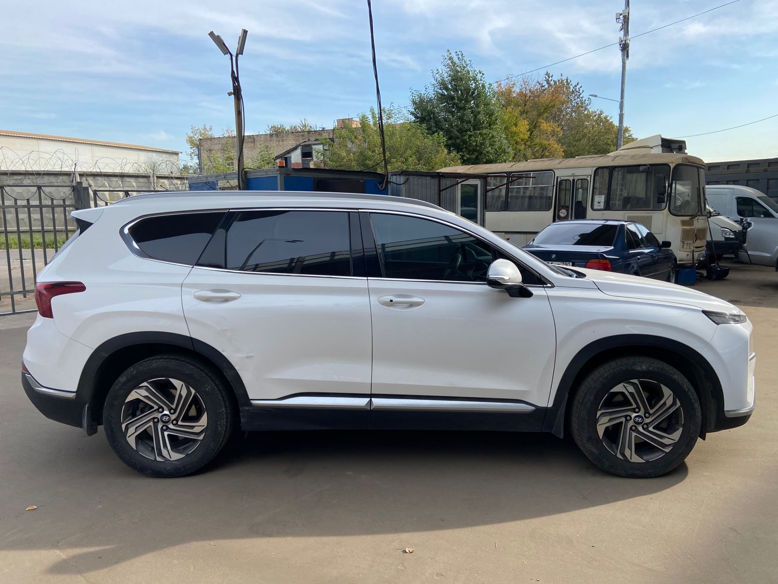 Hyundai SANTA - фото 3