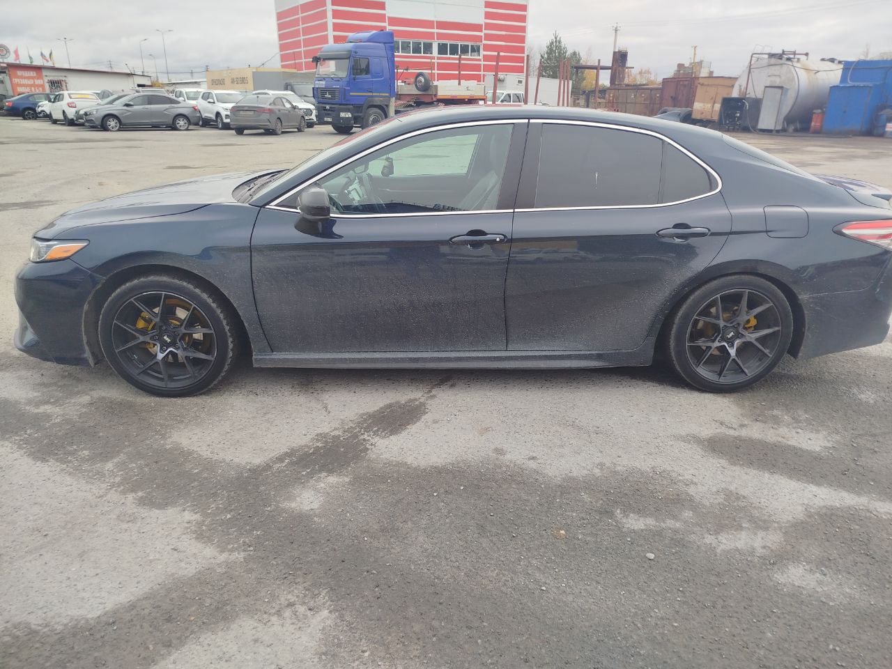 Toyota CAMRY - фото 2