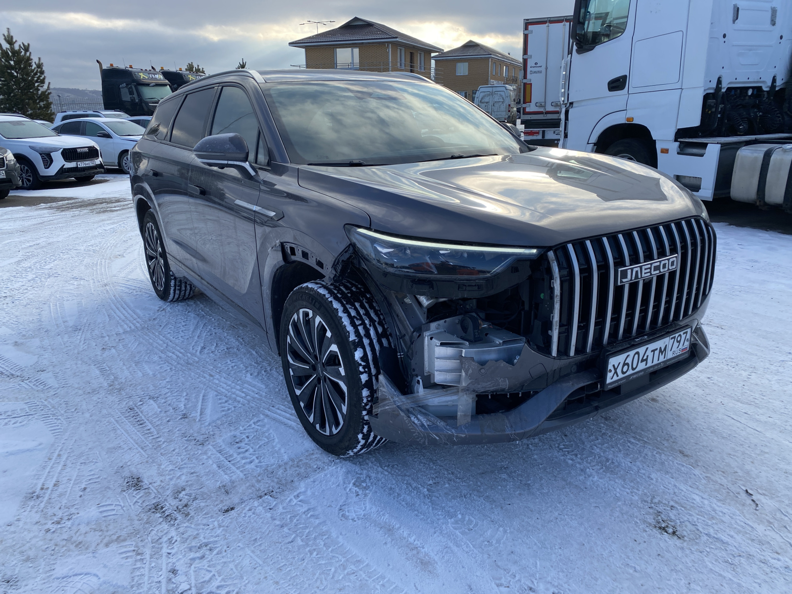 Jaecoo J8 - фото 3