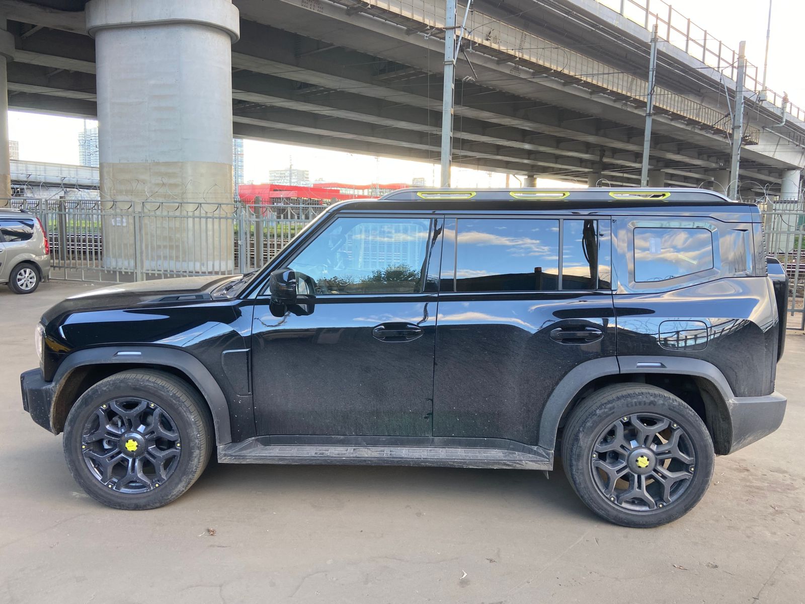 JETOUR T2 - фото 2